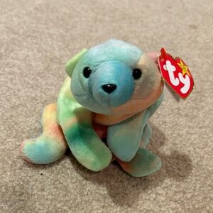 NWT, Vintage 1998 ‘Sammy’ the Rainbow Bear Beanie Baby by Ty Inc.